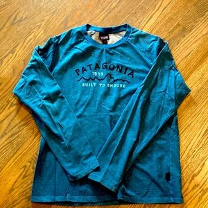 Patagonia men's medium thicker long sleeve t-shirt.